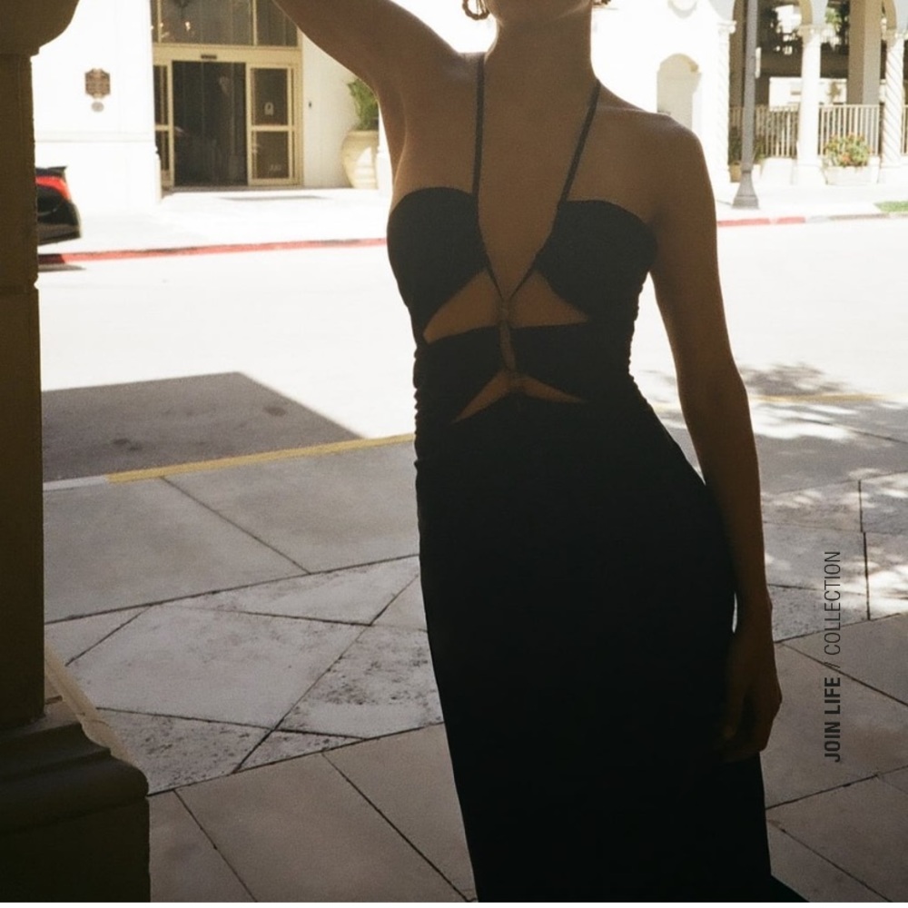 COPY - Zara linen cut out dress